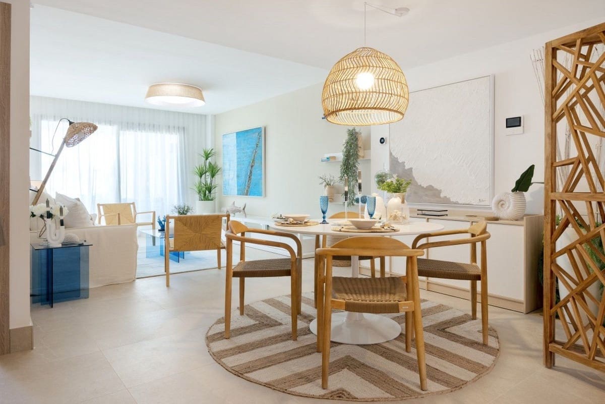 2 soverom Leilighet til salgs i Estepona med svømmebasseng garasje - € 395 000 (Ref: 7030149)