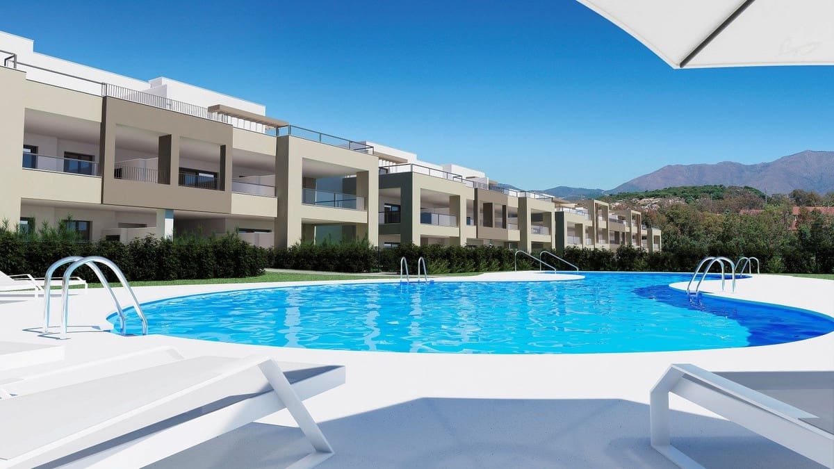 3 soverom Penthouse til salgs i Estepona med svømmebasseng garasje - € 535 000 (Ref: 7030150)