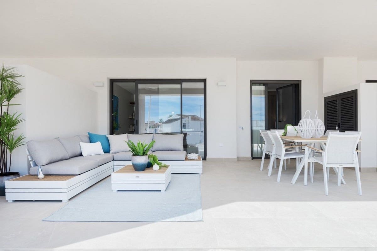 3 soverom Penthouse til salgs i Estepona med svømmebasseng garasje - € 535 000 (Ref: 7030150)