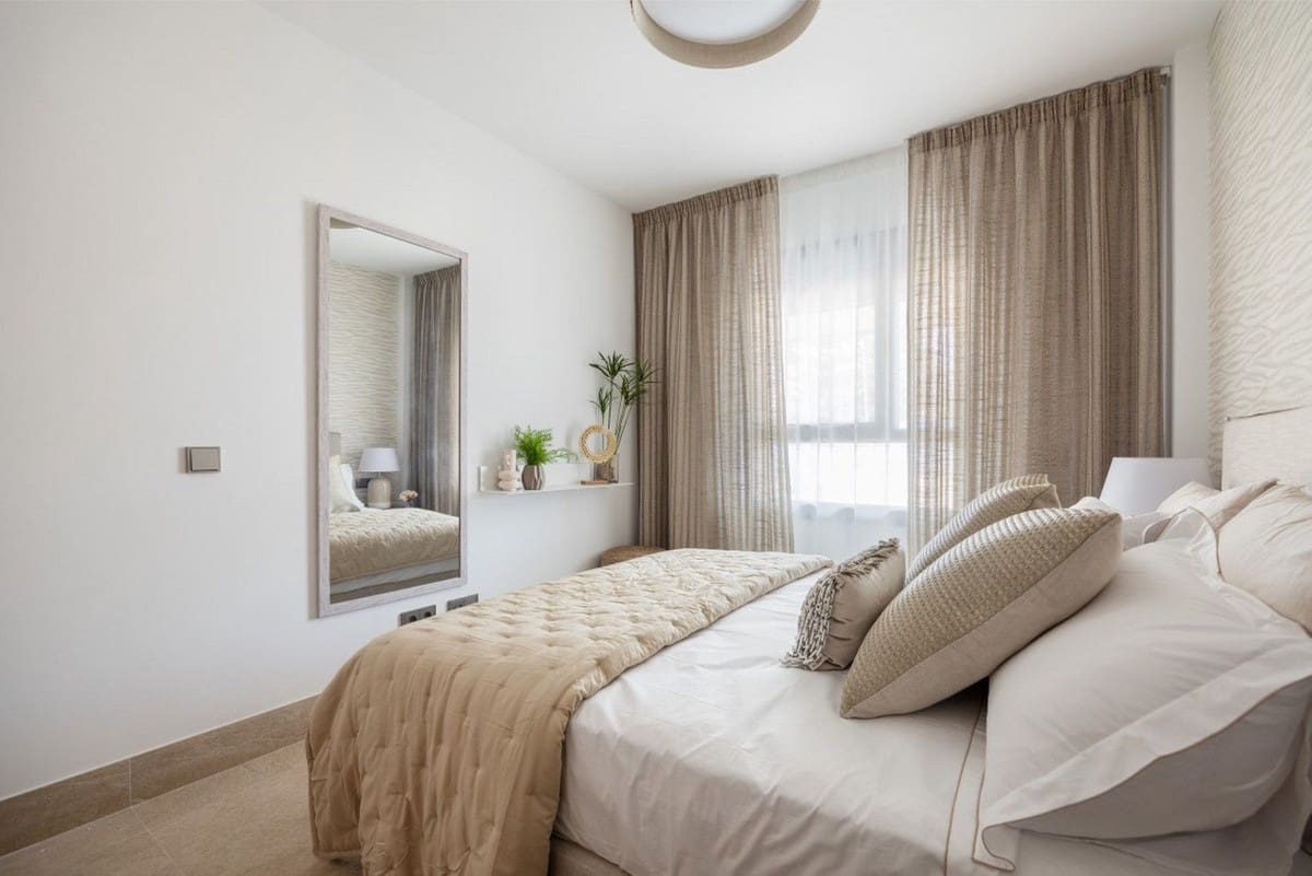 3 soverom Penthouse til salgs i Estepona med svømmebasseng garasje - € 535 000 (Ref: 7030150)