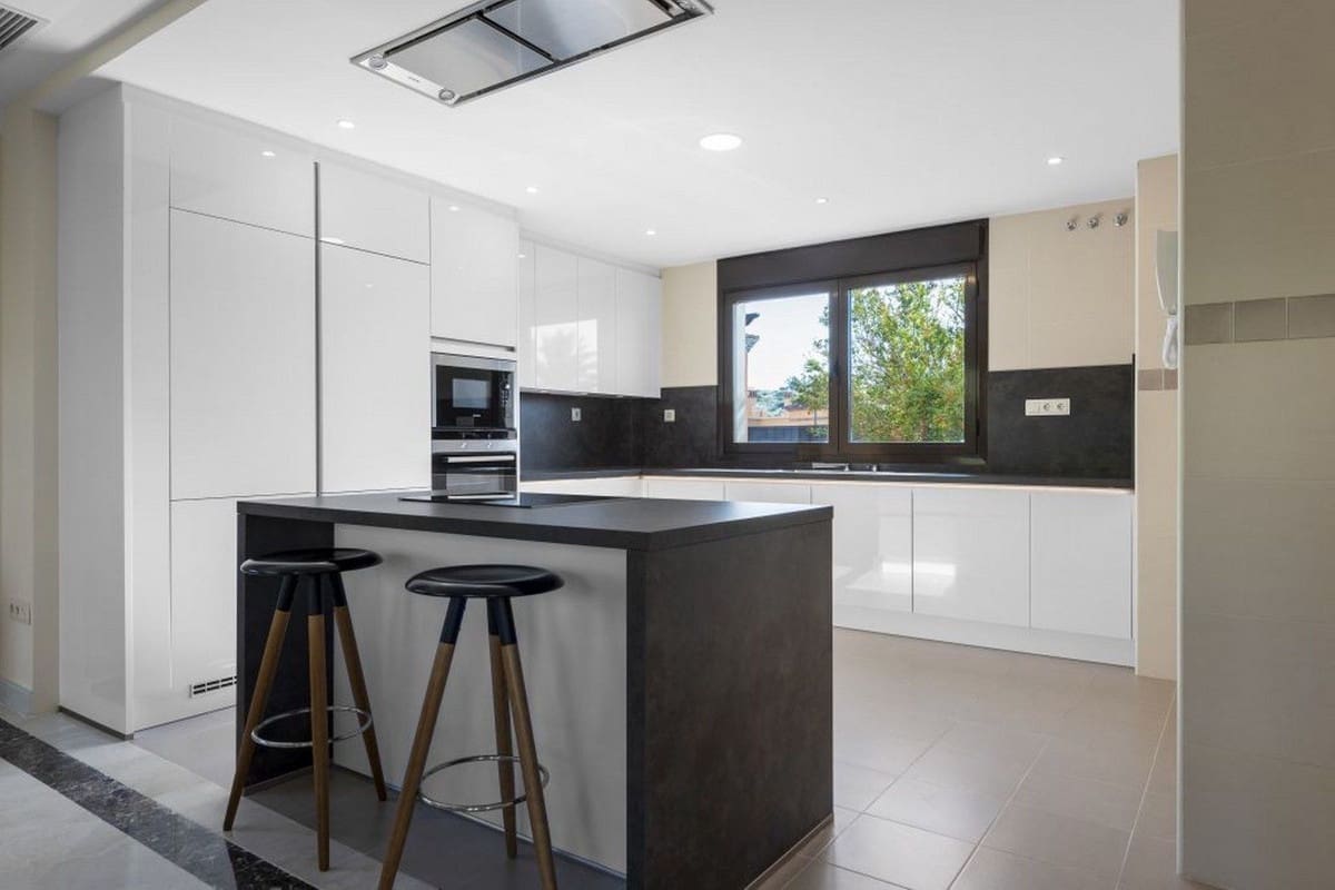 4 soverom Villa til salgs i Casares med svømmebasseng garasje - € 718 000 (Ref: 7278009)