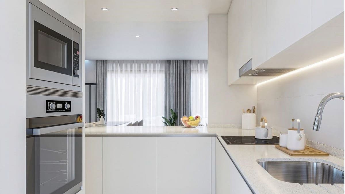 2 bedroom Apartment for sale in Fuengirola with pool garage - € 570,000 (Ref: 7435429)