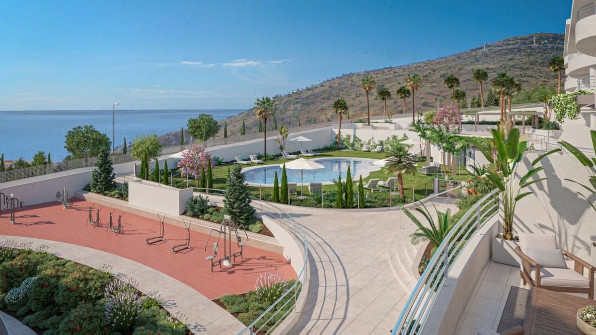 3 bedroom Apartment for sale in Benalmadena with pool garage - € 469,000 (Ref: 7441231)