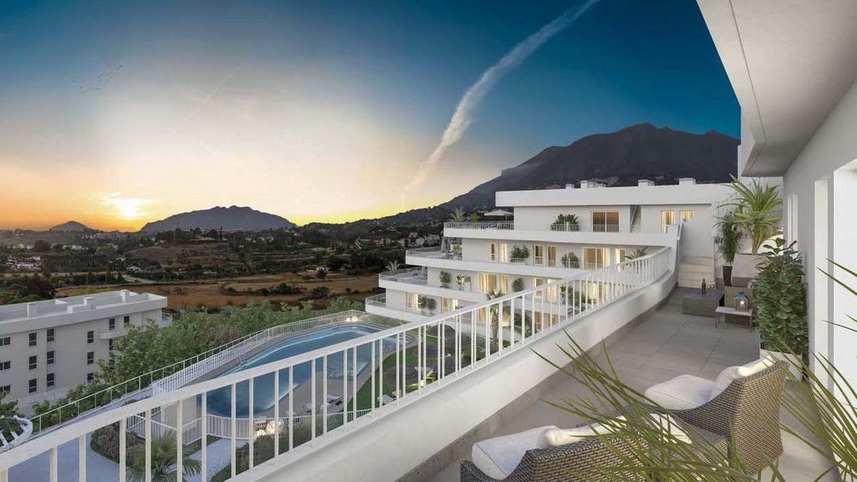 2 soverom Leilighet til salgs i Fuengirola med svømmebasseng garasje - € 329 950 (Ref: 7486308)