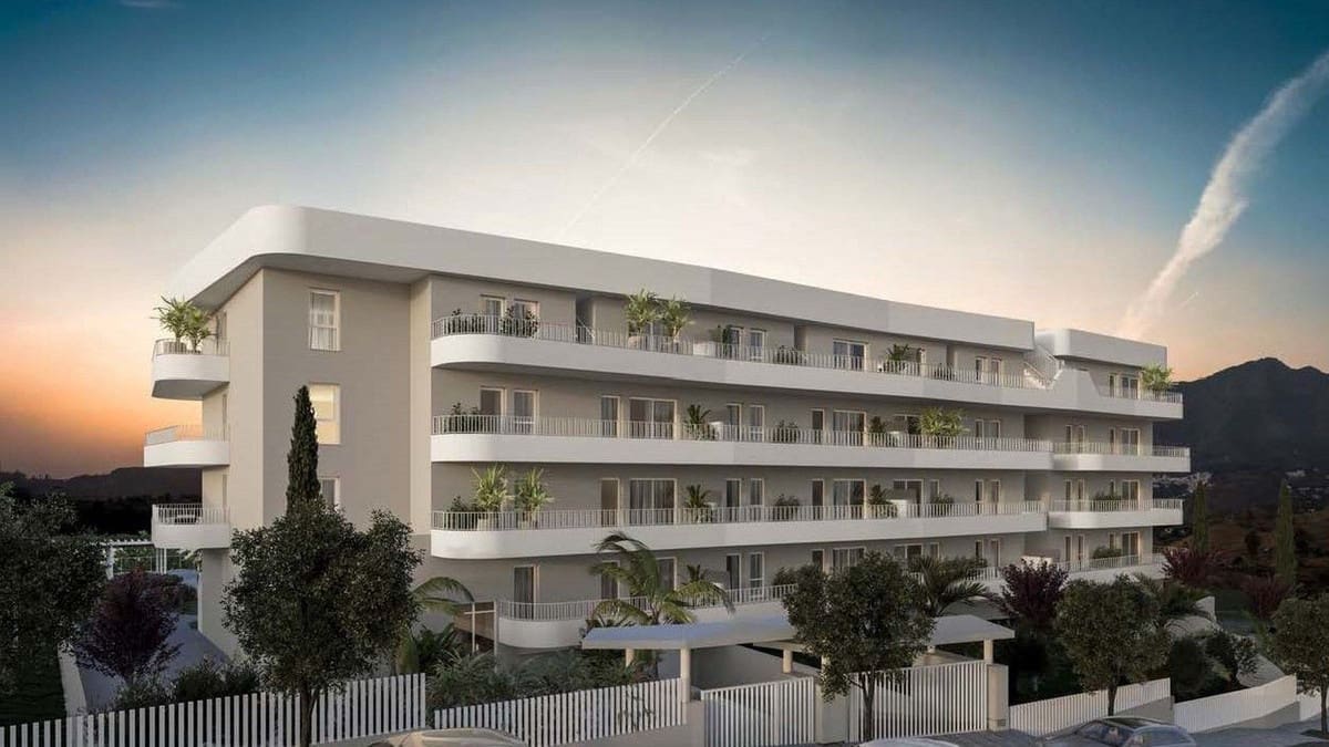 2 makuuhuone Kattohuoneisto myytävänä paikassa Fuengirola mukana uima-altaan 
autotalli - 429 950 € (Ref: 7486310)