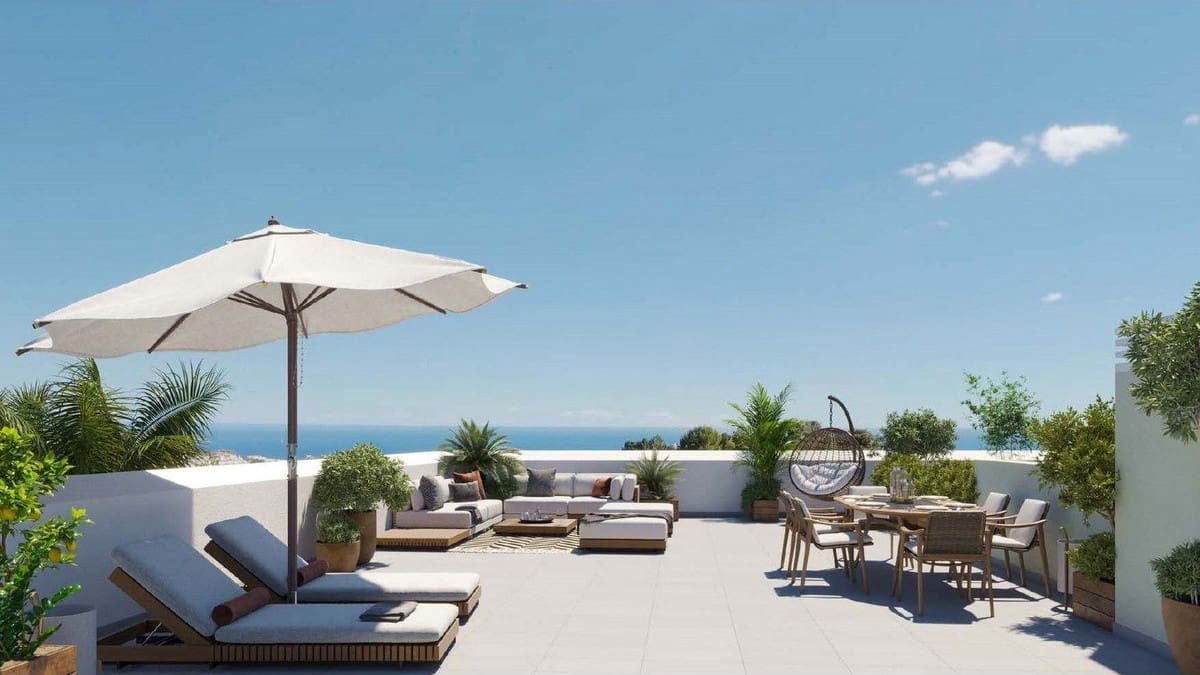 Ático de 2 habitaciones en Fuengirola en venta con piscina garaje - 429.950 € (Ref: 7486310)