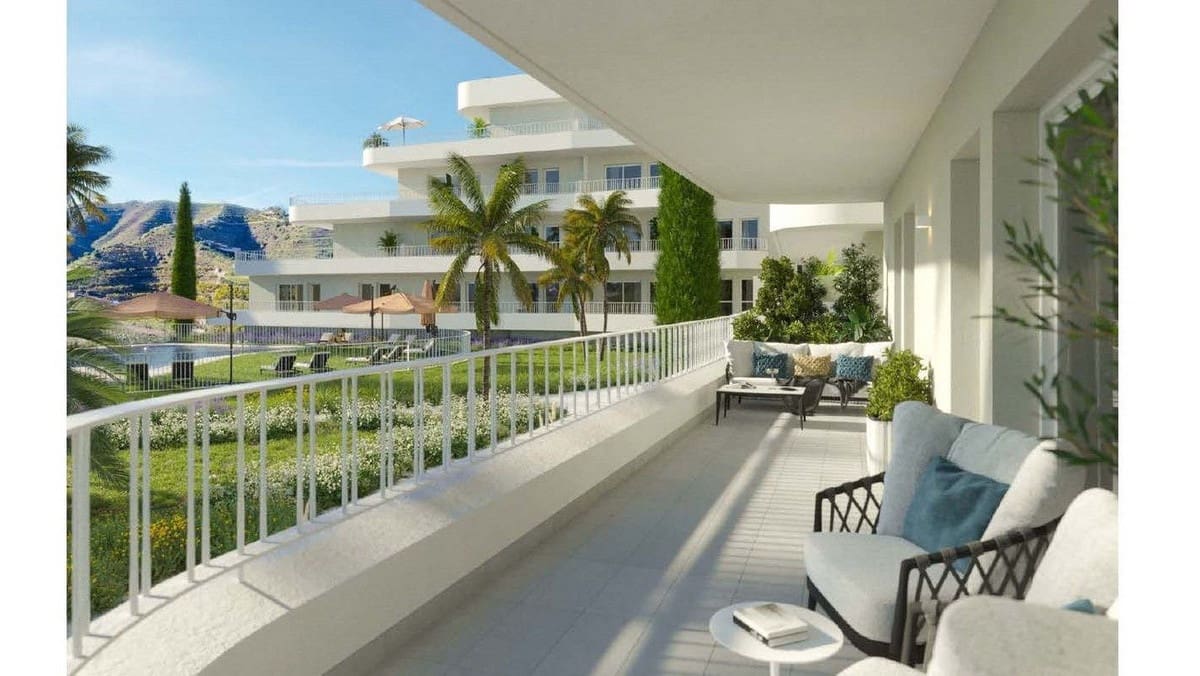 Ático de 2 habitaciones en Fuengirola en venta con piscina garaje - 429.950 € (Ref: 7486310)