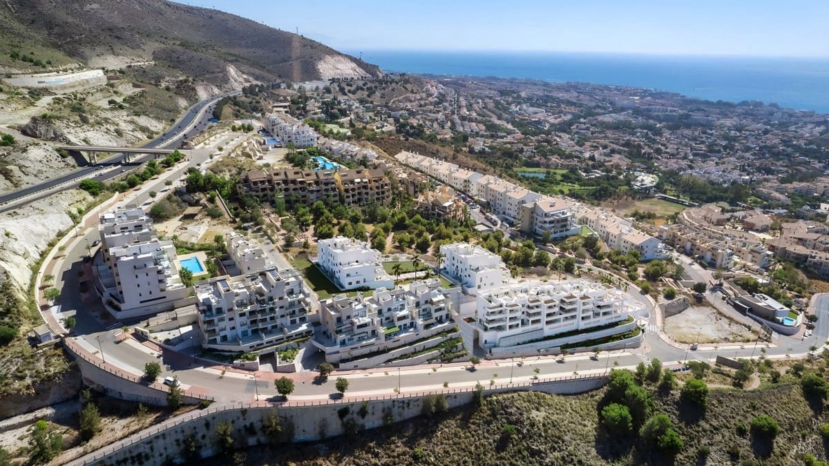 2 Zimmer Penthouse zu verkaufen in Benalmadena mit Pool Garage - 450.000 € (Ref: 7574460)