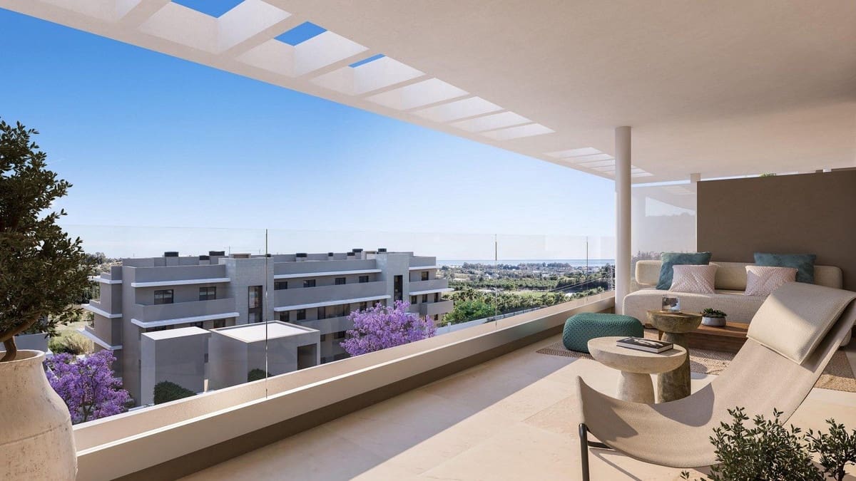 Apartamento de 2 habitaciones en Estepona en venta con piscina garaje - 424.000 € (Ref: 7578144)