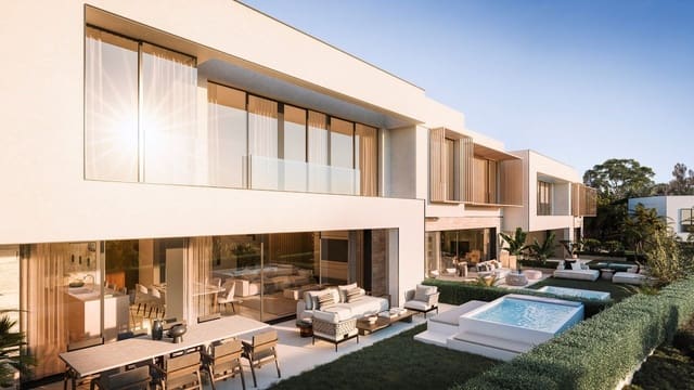 Casa de 3 habitaciones en La Cala Golf, Mijas en venta con piscina - 1.100.000 € (Ref: 7652899)