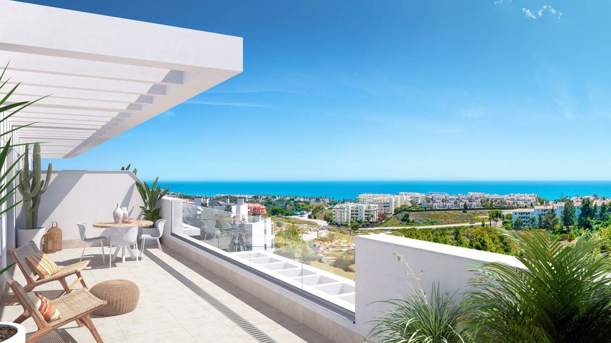 3 bedroom Apartment for sale in Mijas Costa with pool garage - € 468,500 (Ref: 7688753)