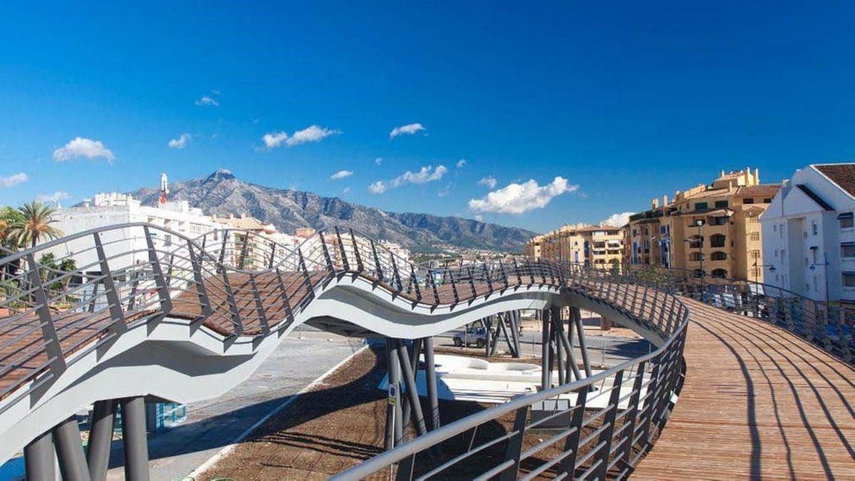 4 quarto Apartamento para venda em Marbella com piscina garagem - 1 100 000 € (Ref: 7772441)