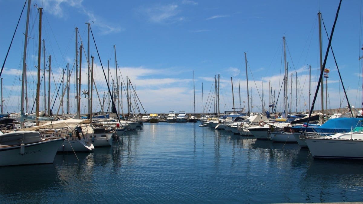 2 sovrum Takvåning till salu i Benalmadena Costa med pool garage - 984 000 € (Ref: 7776718)