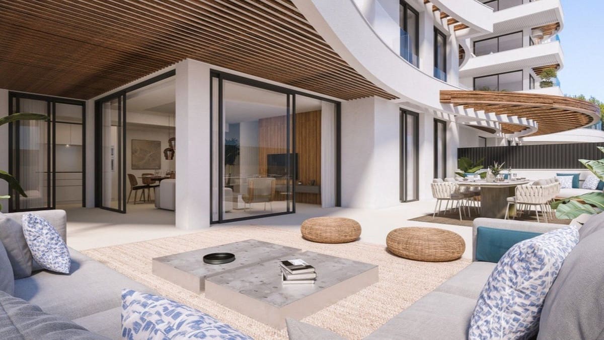 2 sovrum Takvåning till salu i Benalmadena Costa med pool garage - 984 000 € (Ref: 7776718)