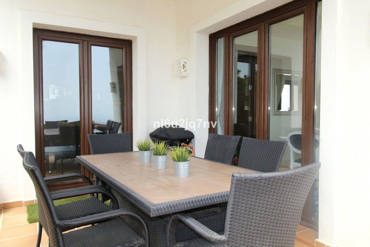 5 soverom Villa til salgs i Benahavis med svømmebasseng garasje - € 1 795 000 (Ref: 7848415)
