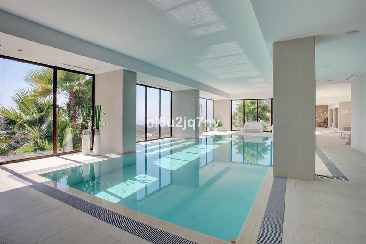 5 soverom Villa til salgs i Benahavis med svømmebasseng garasje - € 1 795 000 (Ref: 7848415)