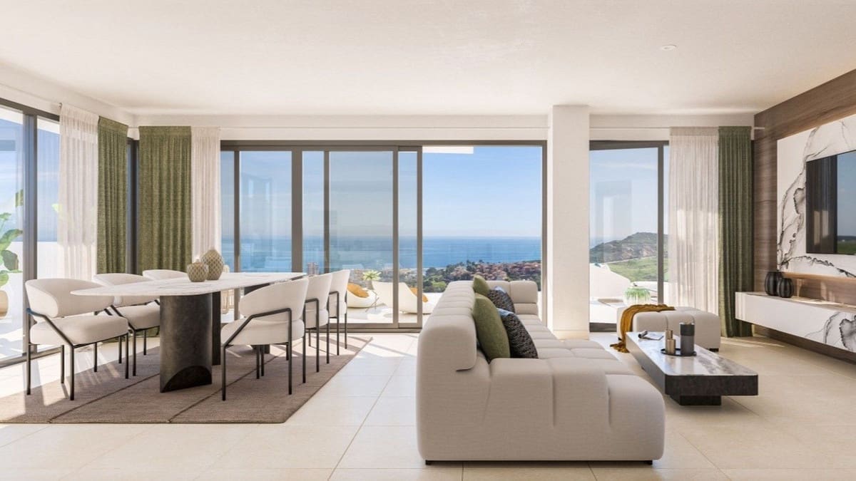 Apartamento de 3 habitaciones en La Duquesa / Puerto de la Duquesa en venta con piscina garaje - 398.000 € (Ref: 7861208)