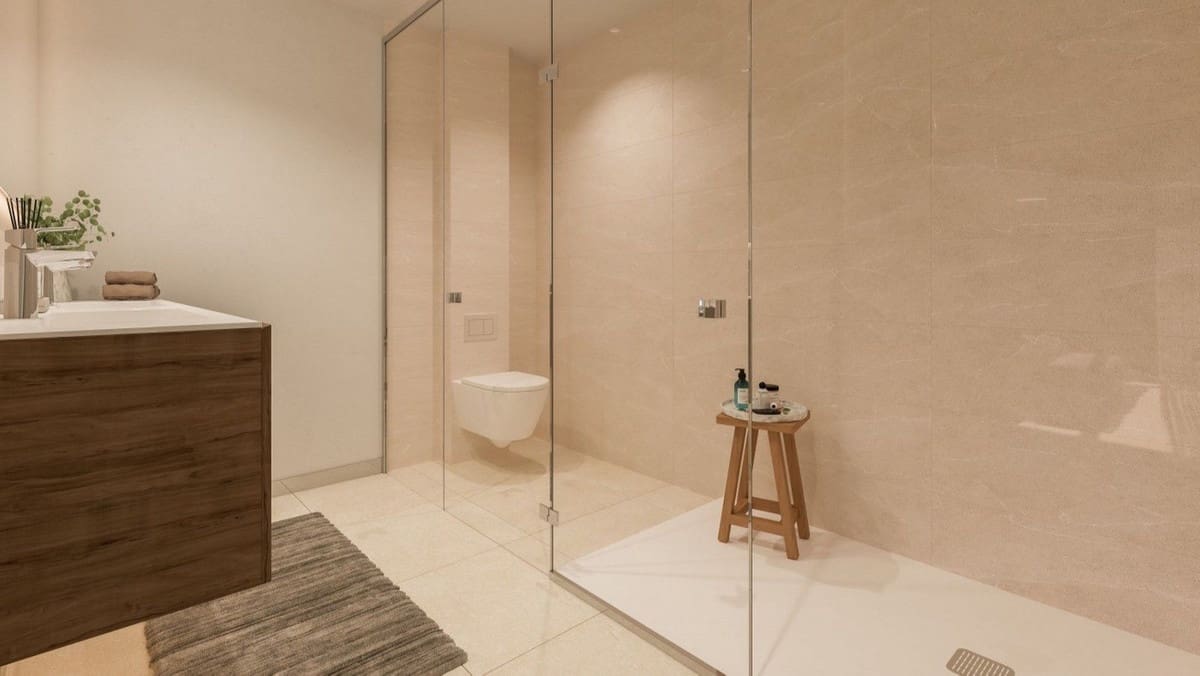 2 bedroom Penthouse for sale in La Duquesa / Puerto de la Duquesa with pool garage - € 522,000 (Ref: 7861209)