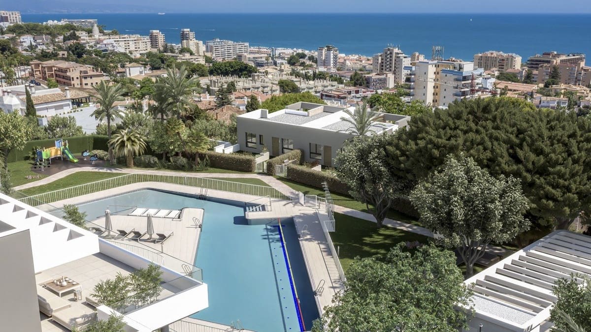 2 bedroom Apartment for sale in Torremolinos with pool garage - € 595,000 (Ref: 7871340)