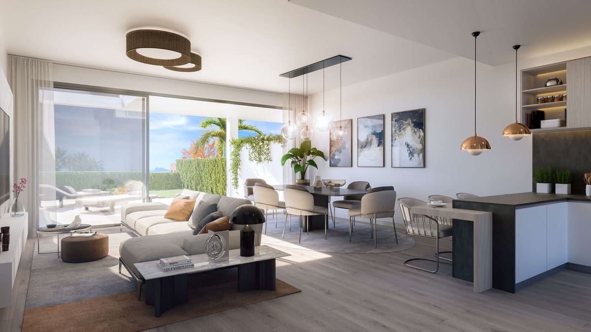 Casa de 3 habitaciones en Manilva en venta con piscina garaje - 595.000 € (Ref: 7877822)