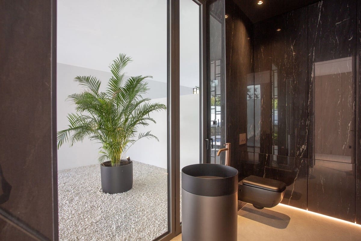 4 soverom Villa til salgs i Marbella med svømmebasseng garasje - € 7 500 000 (Ref: 8032926)