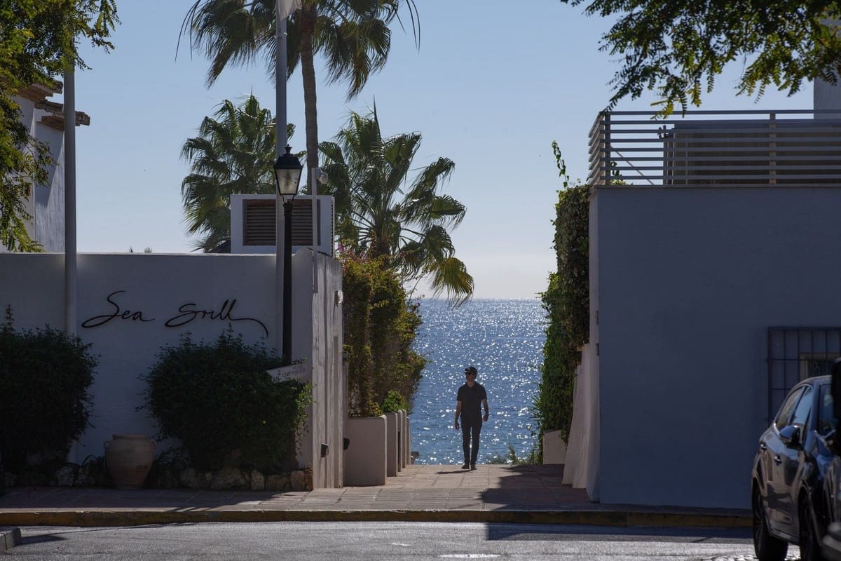 4 soverom Villa til salgs i Marbella med svømmebasseng garasje - € 7 500 000 (Ref: 8032926)