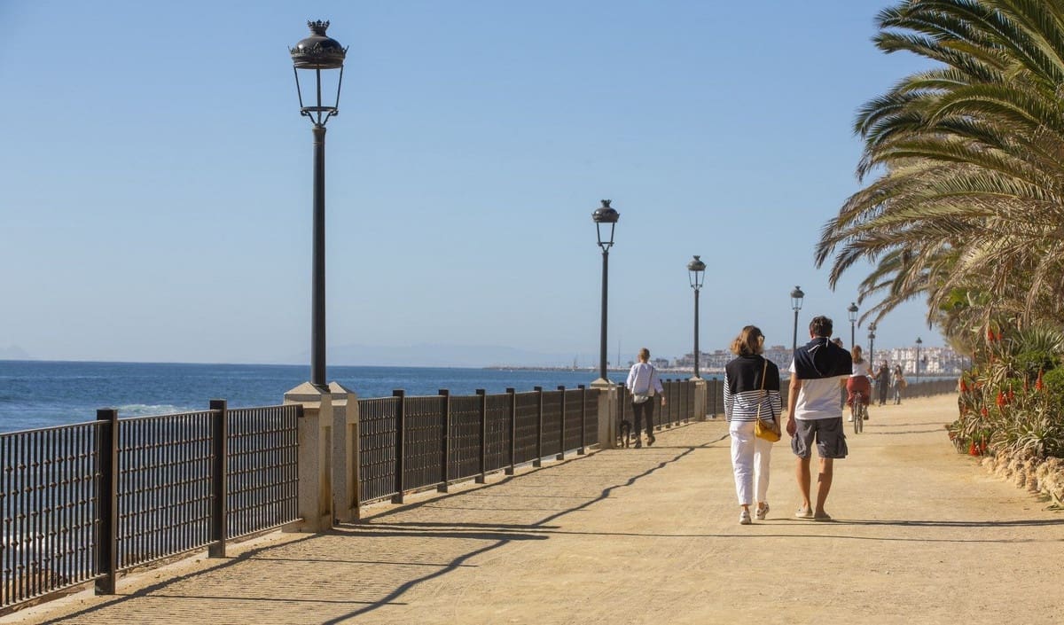 4 sypialnia Willa na sprzedaż w Marbella z basenem garażem - 7 500 000 € (Ref: 8032926)