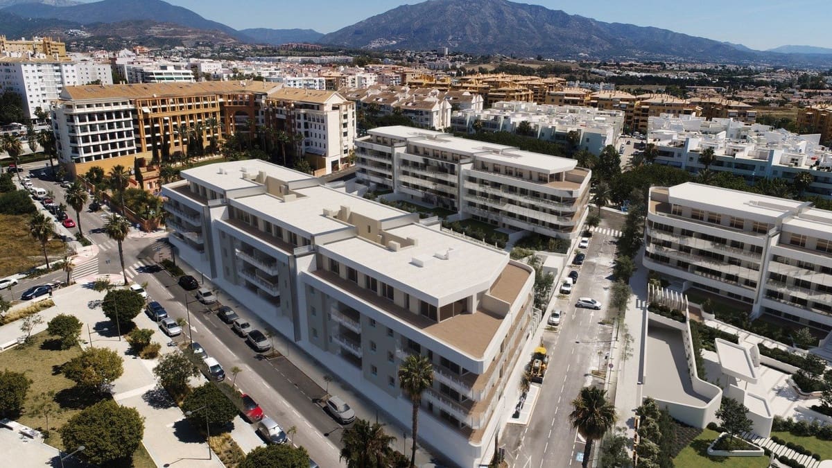3 soveværelse Lejlighed til salg i Marbella med swimmingpool garage - € 770.000 (Ref: 8077223)