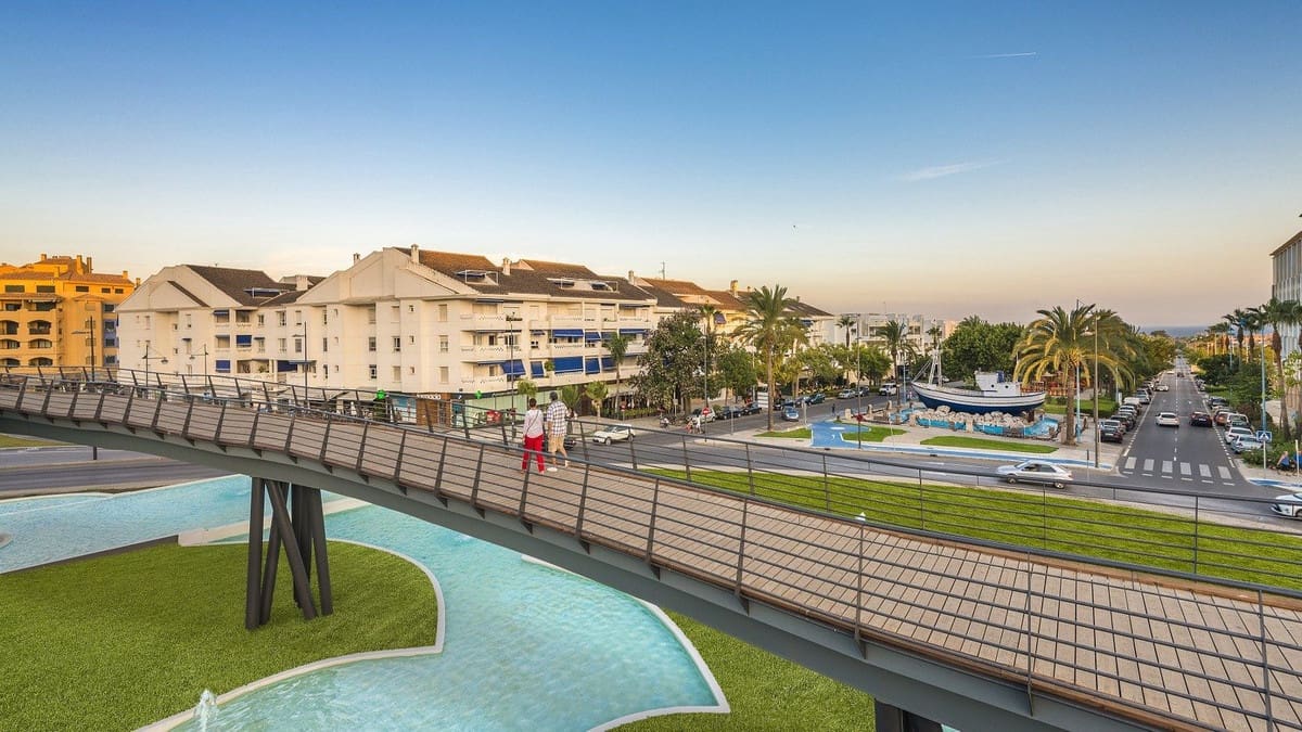 3 soveværelse Lejlighed til salg i Marbella med swimmingpool garage - € 770.000 (Ref: 8077223)