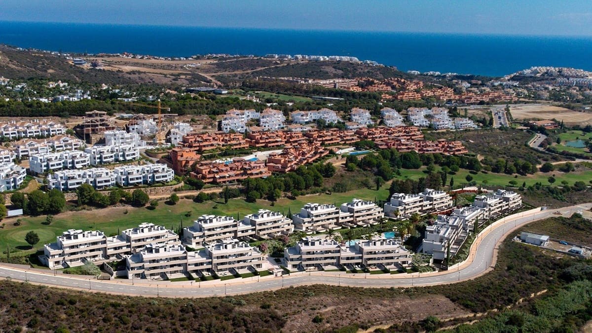 3 chambre Appartement à vendre à Bahia de Casares avec piscine garage - 373 000 € (Ref: 8100420)