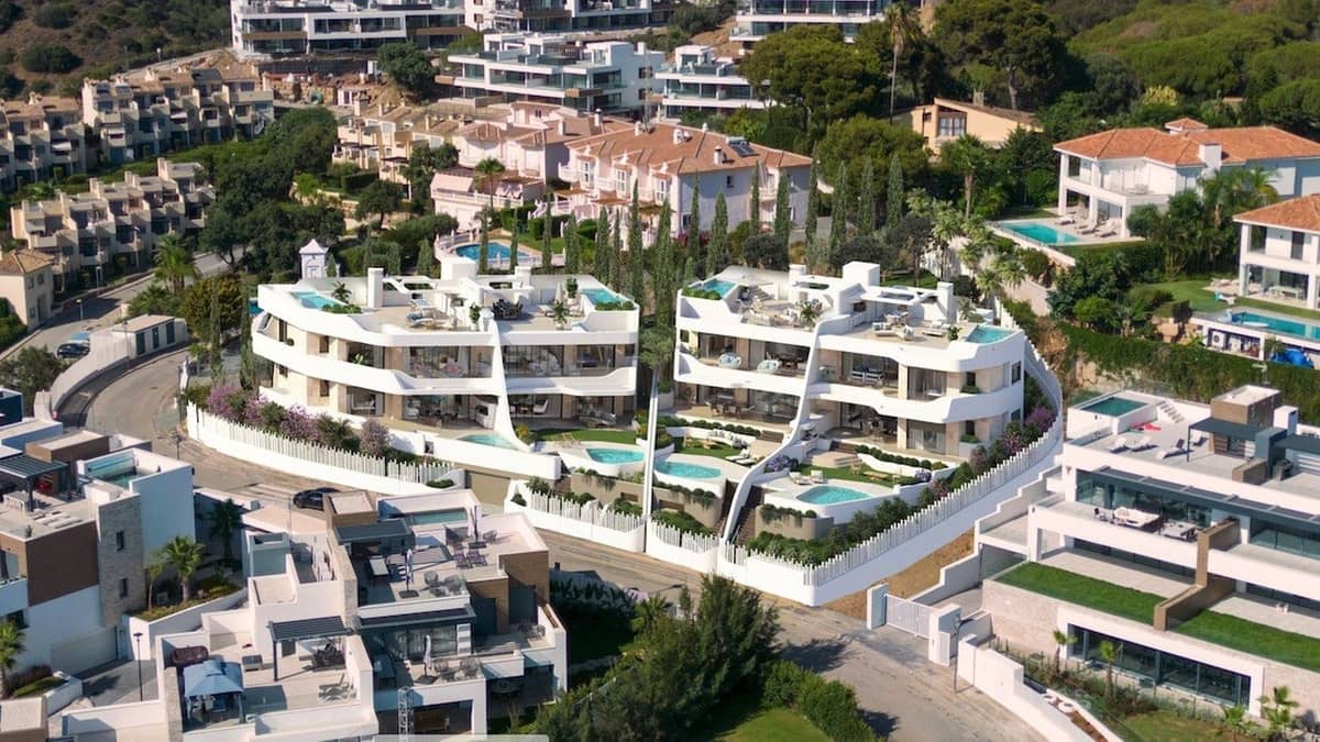 3 bedroom Apartment for sale in Marbella with pool garage - € 1,750,000 (Ref: 8137873)