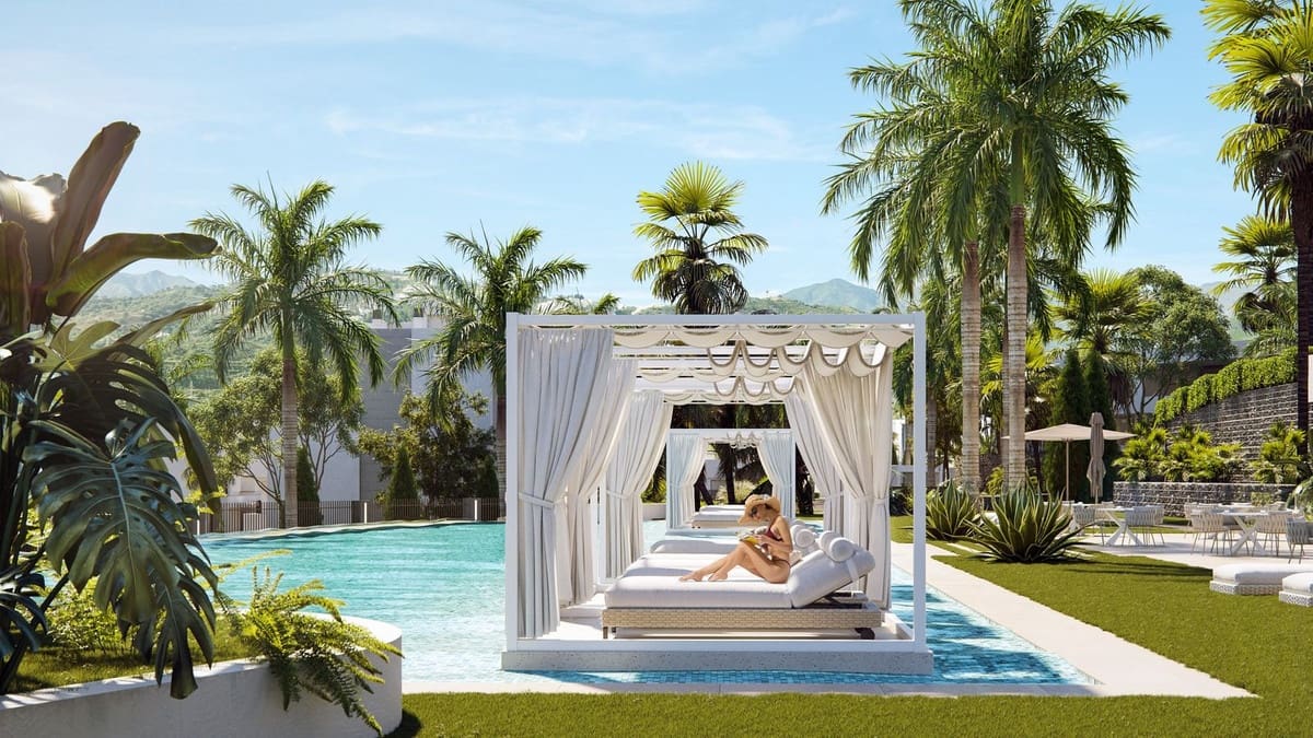 3 bedroom Apartment for sale in Marbella with pool garage - € 1,385,000 (Ref: 8408789)