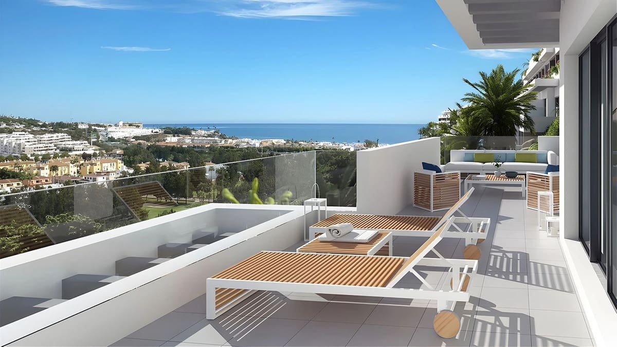 2 bedroom Apartment for sale in La Cala de Mijas with pool garage - € 535,000 (Ref: 8441100)