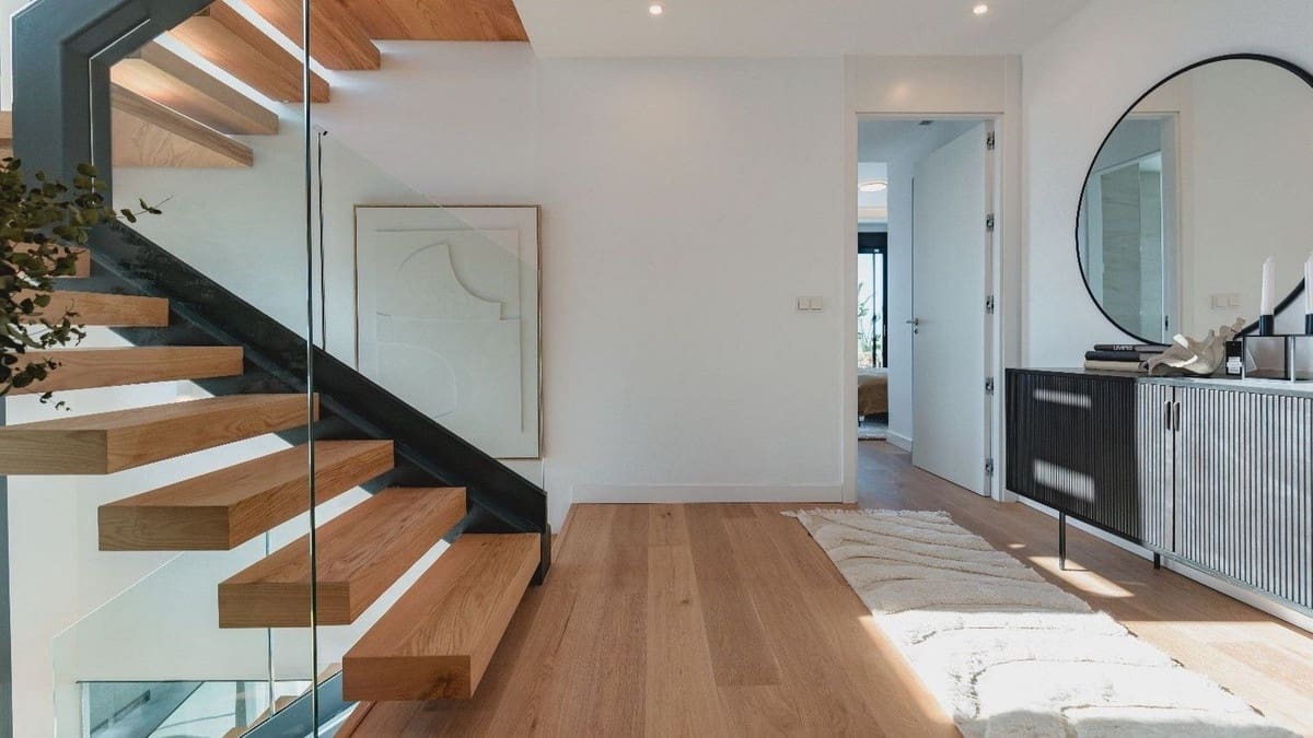 4 soveværelse Semi-Rækkehus til salg i Marbella med swimmingpool garage - € 1.675.000 (Ref: 8653789)