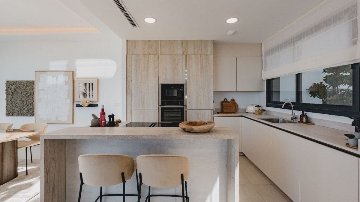 4 slaapkamer Halfvrijstaande villa te koop in Marbella met zwembad garage - € 1.675.000 (Ref: 8653789)