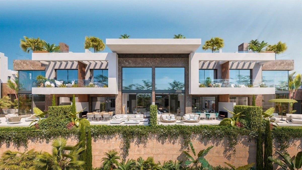 4 sovrum Semi-fristående Villa till salu i Marbella med pool garage - 1 675 000 € (Ref: 8653789)