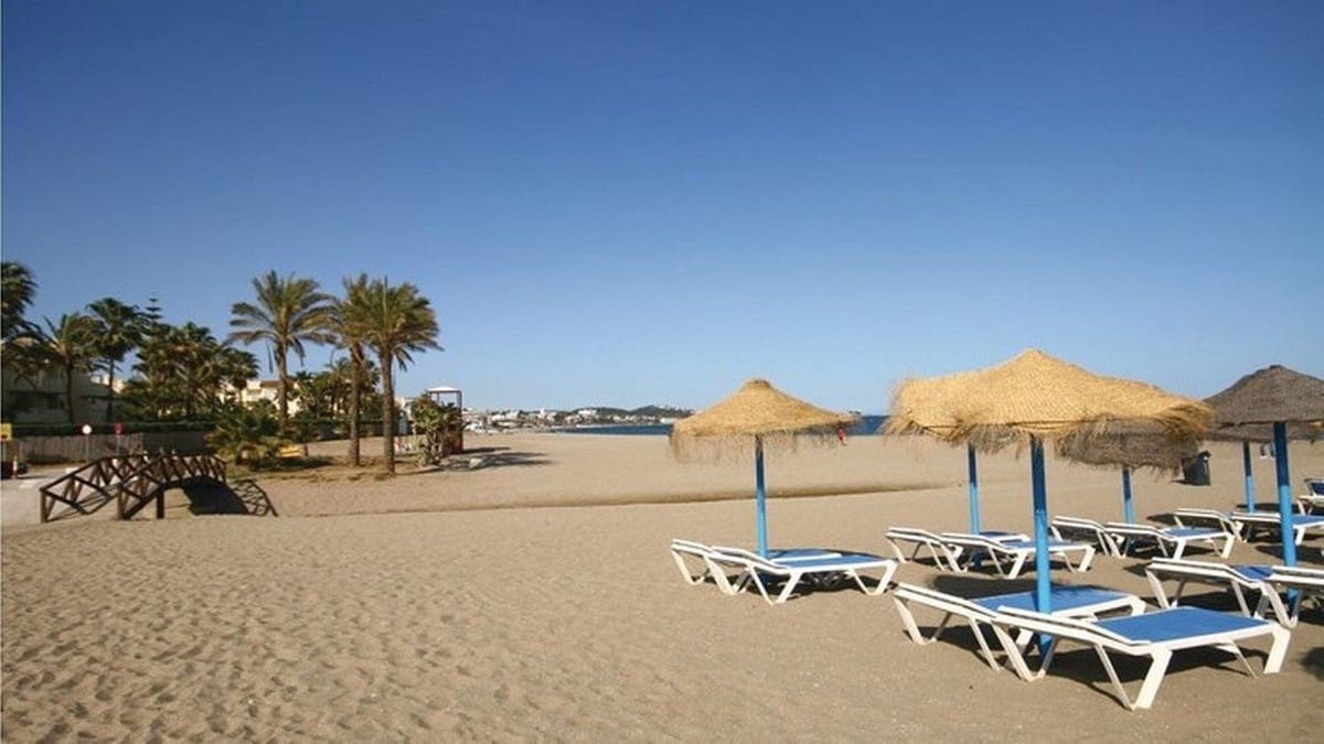 3 soverom Hus til salgs i La Cala de Mijas med svømmebasseng garasje - € 535 000 (Ref: 8676759)