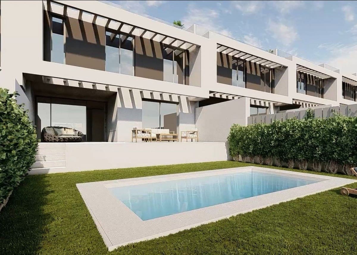 3 soverom Hus til salgs i La Cala de Mijas med svømmebasseng garasje - € 535 000 (Ref: 8676759)