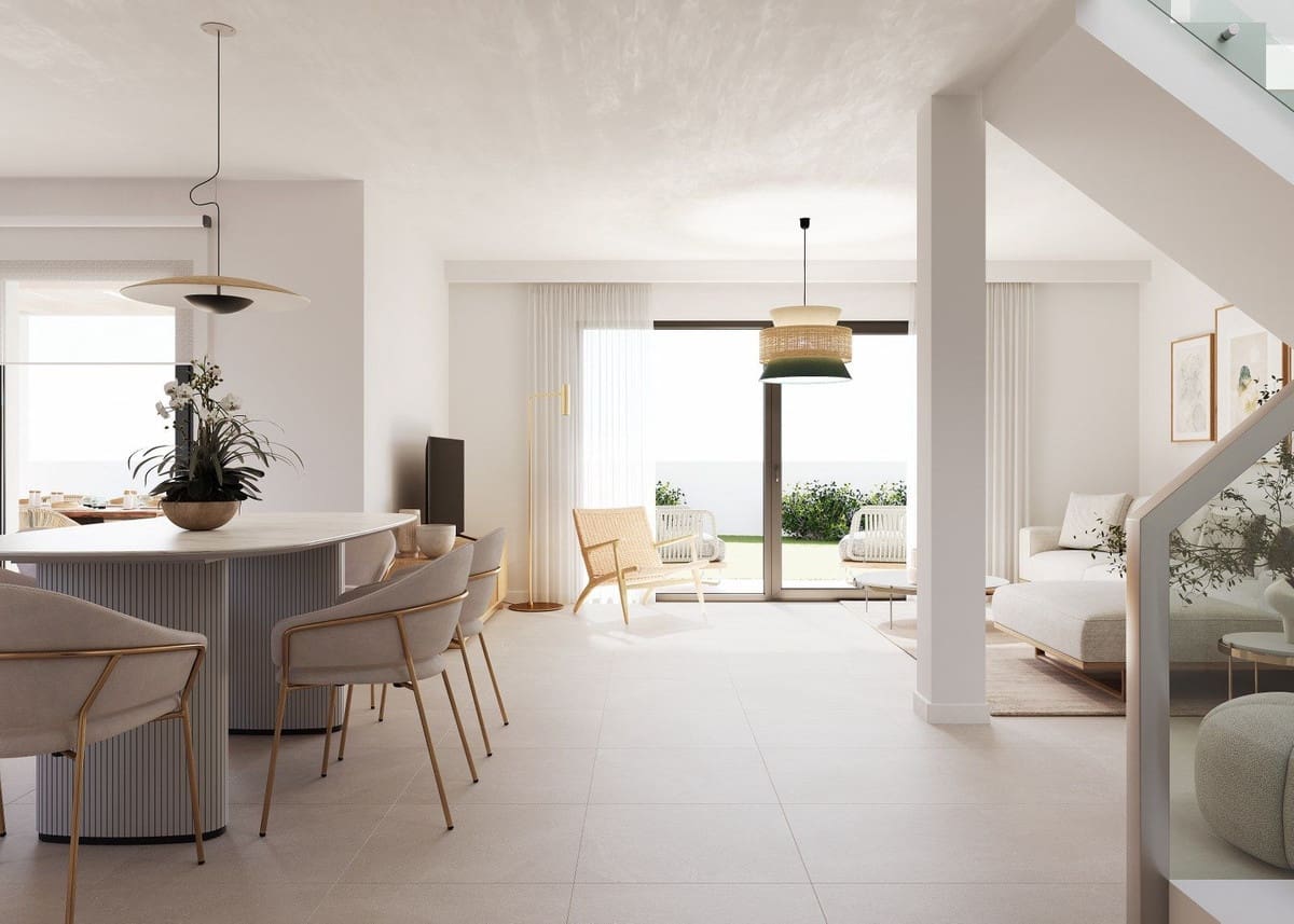 3 soverom Hus til salgs i La Cala de Mijas med svømmebasseng garasje - € 535 000 (Ref: 8676759)