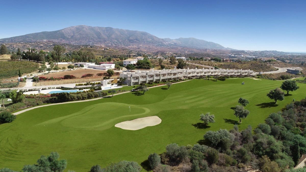 3 sovrum Hus till salu i La Cala de Mijas med pool - 620 000 € (Ref: 8736649)