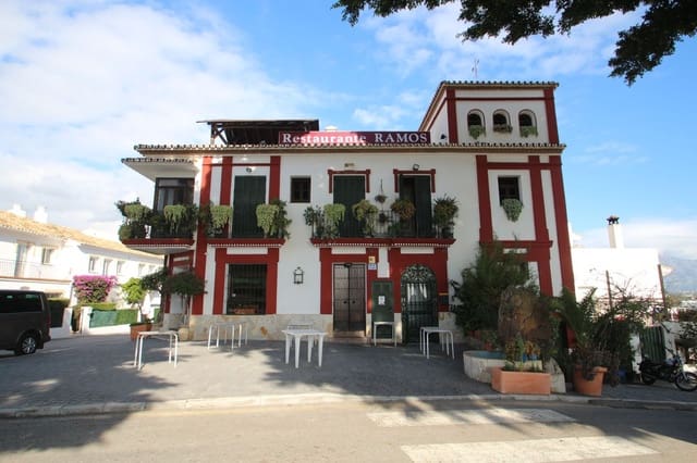2 soverom Restaurant/Bar til salgs i El Paraiso, Estepona med garasje - € 1 600 000 (Ref: 8803131)