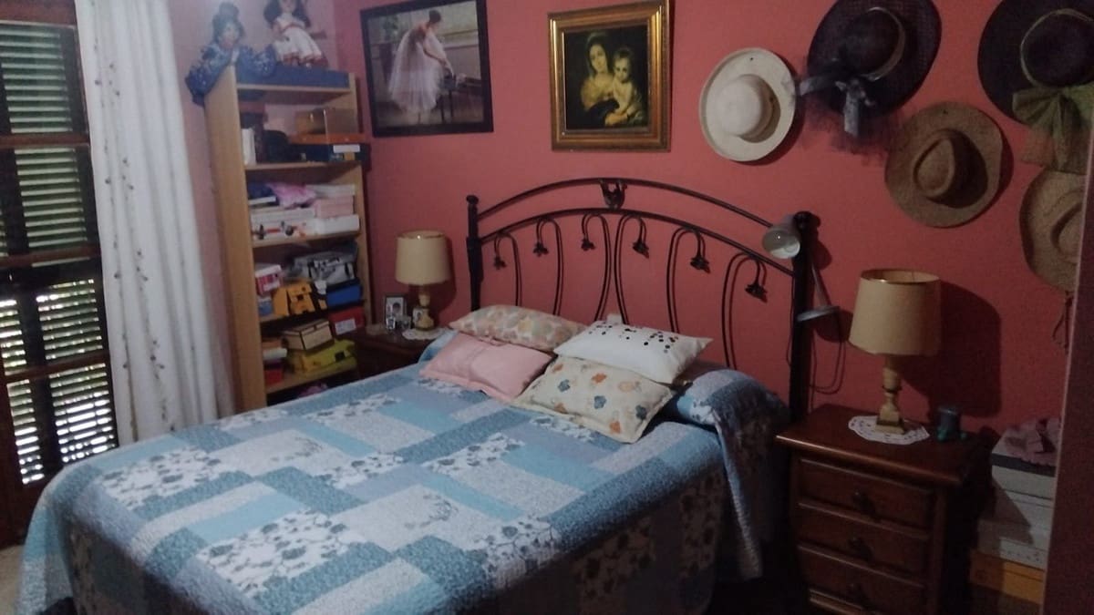 Bar/Restaurante de 2 habitaciones en El Paraiso en venta con garaje - 1.600.000 € (Ref: 8803131)