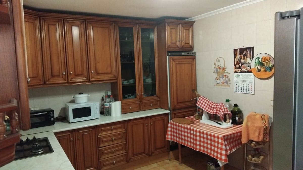 Bar/Restaurante de 2 habitaciones en El Paraiso en venta con garaje - 1.600.000 € (Ref: 8803131)