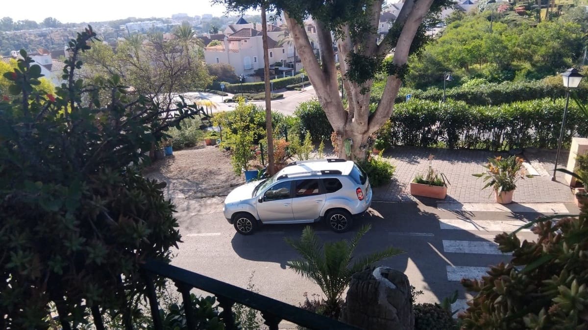 Bar/Restaurante de 2 habitaciones en El Paraiso en venta con garaje - 1.600.000 € (Ref: 8803131)