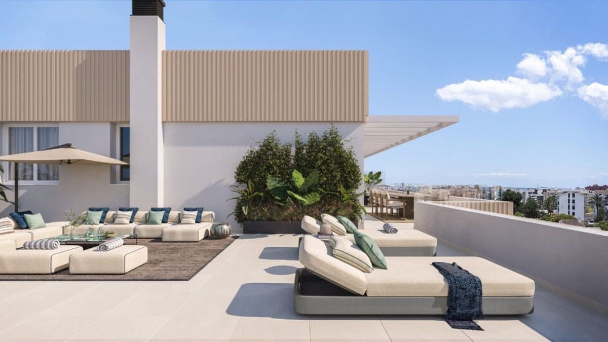 3 quarto Apartamento para venda em Estepona com piscina garagem - 539 000 € (Ref: 8885152)