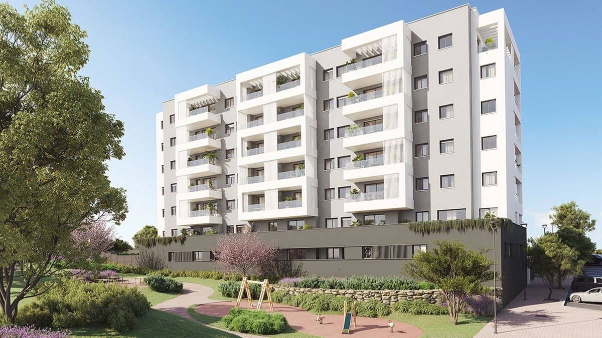 3 soveværelse Lejlighed til salg i Malaga by med swimmingpool garage - € 375.500 (Ref: 8977161)