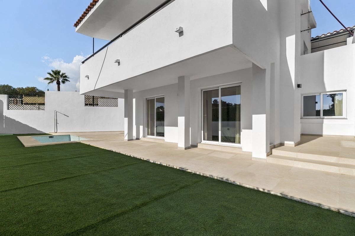 3 soverom Hus til salgs i Mijas Costa med svømmebasseng garasje - € 515 000 (Ref: 9053655)