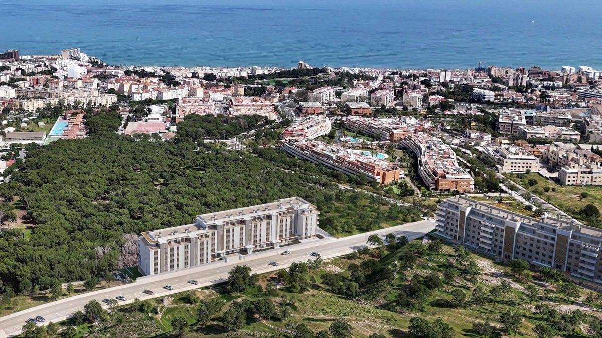 2 soveværelse Penthouse til salg i Torremolinos med swimmingpool garage - € 481.000 (Ref: 9086137)