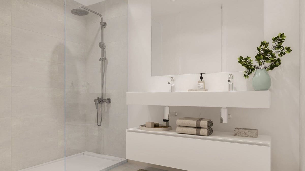 2 bedroom Apartment for sale in Estepona with pool garage - € 320,000 (Ref: 9113522)