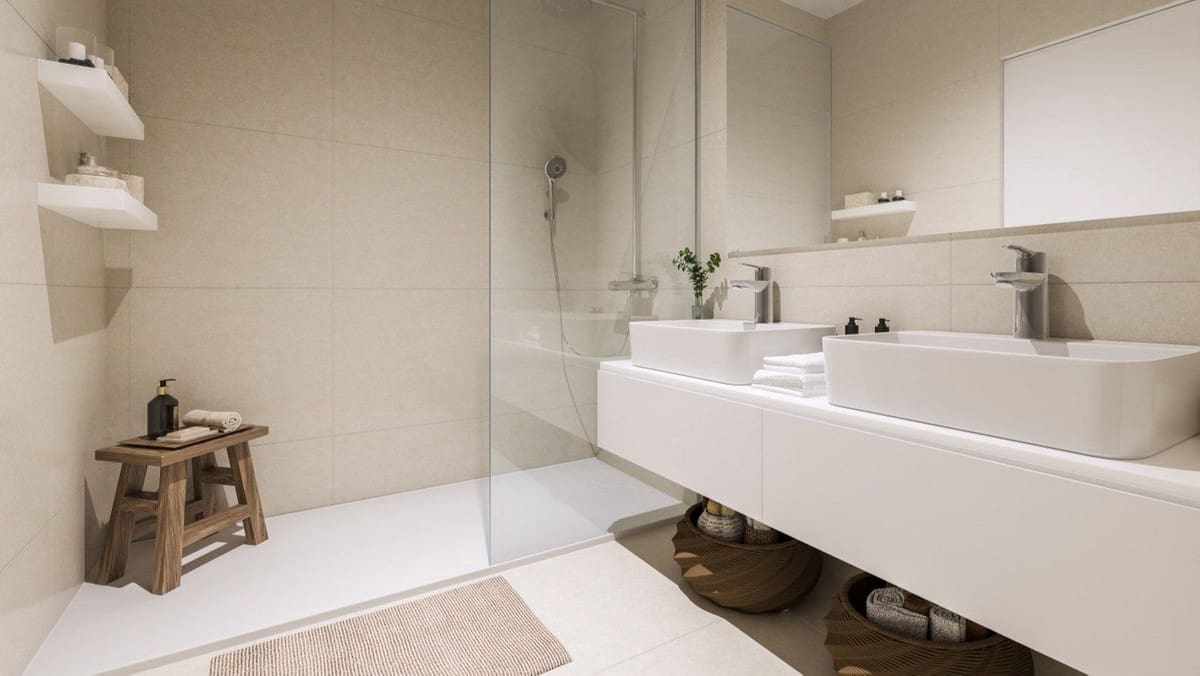 4 bedroom Apartment for sale in New Golden Mile with pool garage - € 894,000 (Ref: 9123857)